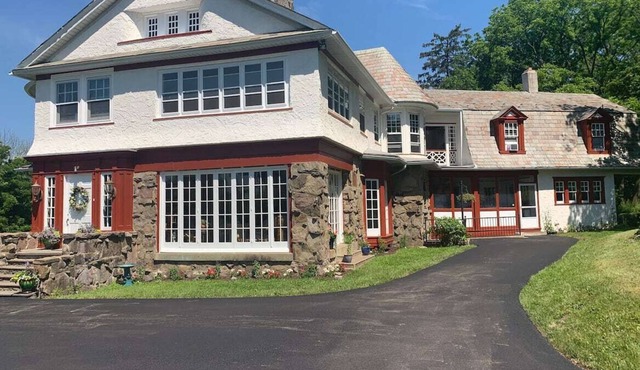 Privacy abounds at the Waverly Mansion.