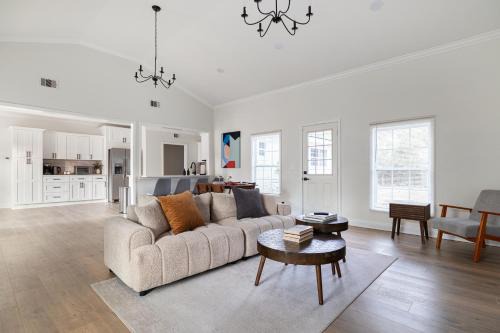 Privacy - Forsyth Park - Savannah's Best - 4BR 3BA