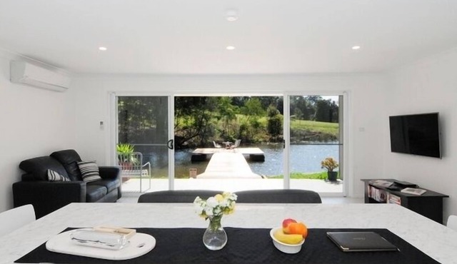 Privacy space comfort.nVisit Bundanon Stay at Heron's Rest @ Tapitallee Lodges