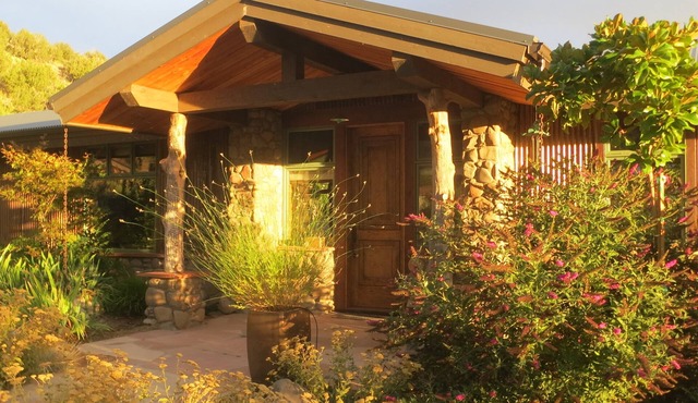 Privacy, views, vineyard and creek.