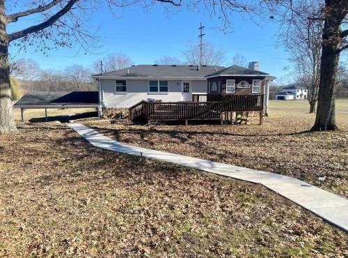 Private 1.35-Acre Estate | Hot Tub, Pool Hall & Courts | Sleeps 11