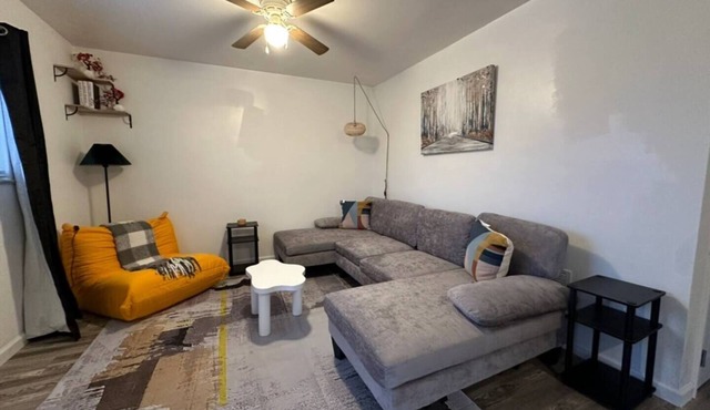 Private 1 bed/1bath by Downtown Columbus, Arenas, & Hospitals