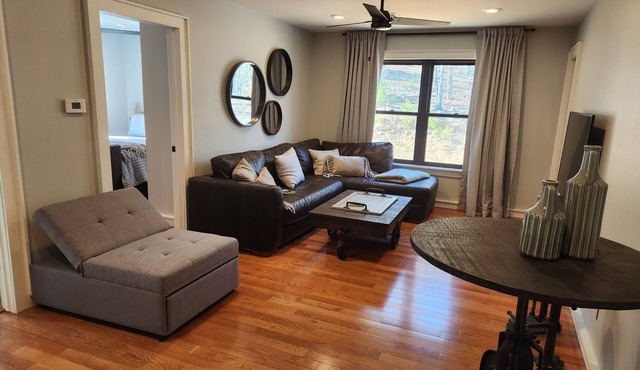 Private, 1-bedroom apartment with WiFi, AC in Searcy