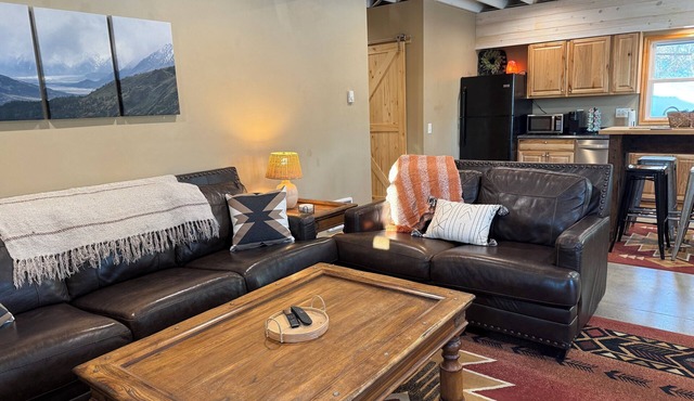 Private 1-bedroom apartment in West Liberty perfect for your stay