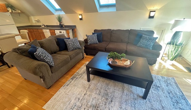 Private 1 BR Woodland Getaway