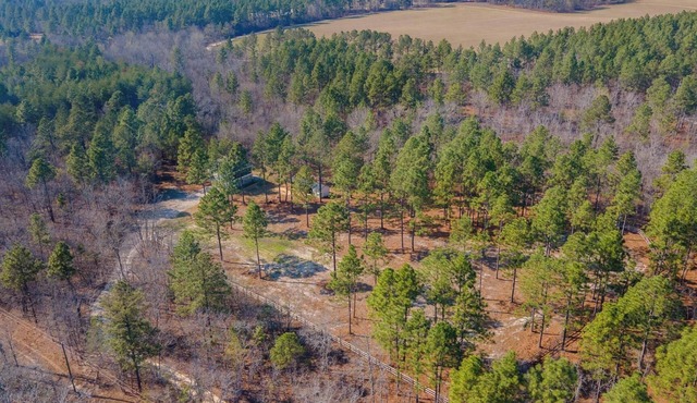PRIVATE 15 Acre Equestrian Estate-HORSE ROOM AND BOARD INCLUDED