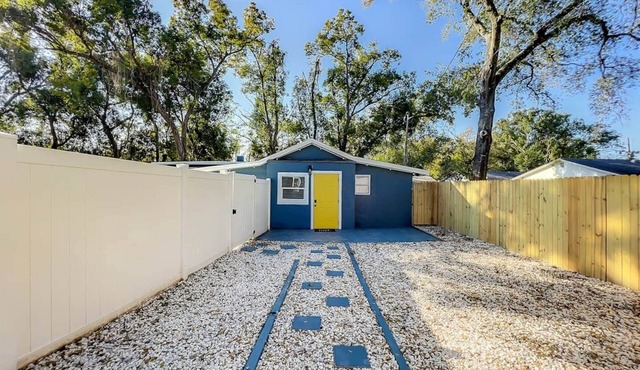 Private 1BR Retreat Fast Wi-Fi + Pets Welcome