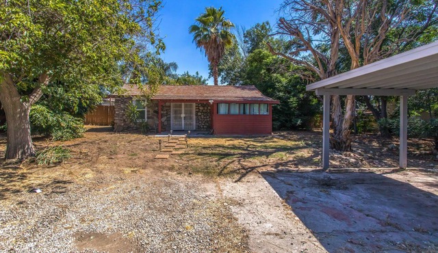 Private 2 Bed Home - Quiet w/ Mt. View