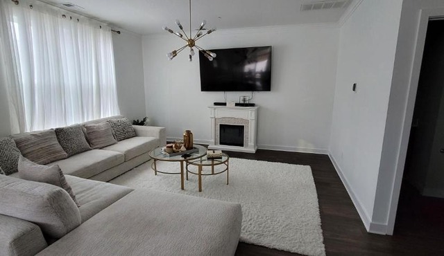 Private 2 Bedroom 2.5 Bathroom townhouse