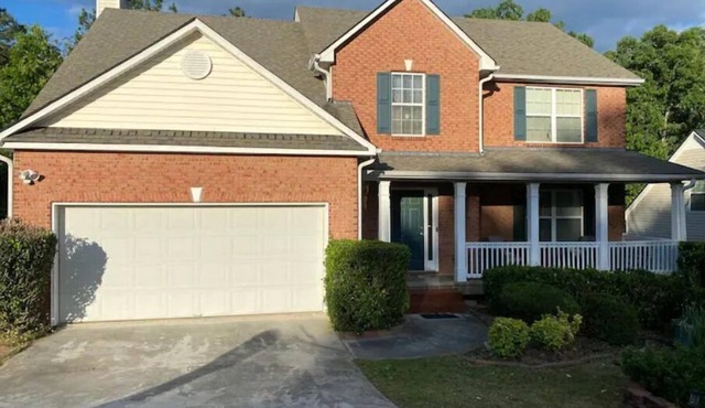 Private 2 bedroom basement apt w/separate entry