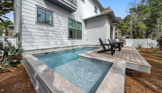 Private 20ft. Pool, New Construction Home - Bikes