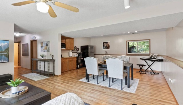 Private 2BR Burnsville Suite Near Mall & Hospitals