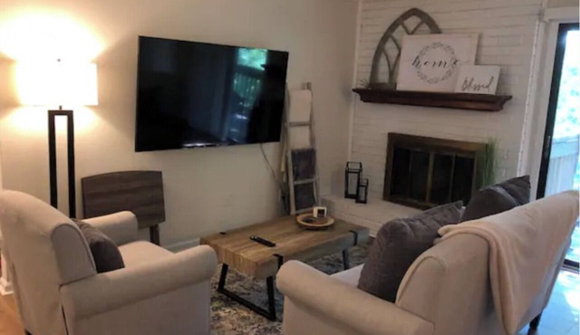 Private 2BR condo w/comfy King & Queen beds