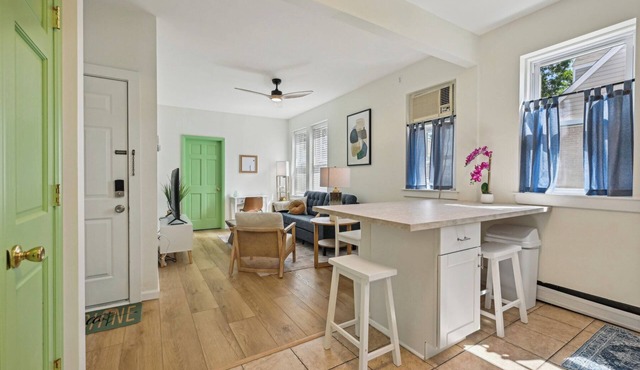 Private 2BR in Teaneck/13MI to NYC/Free Parking/Laundry/Pets Welcome