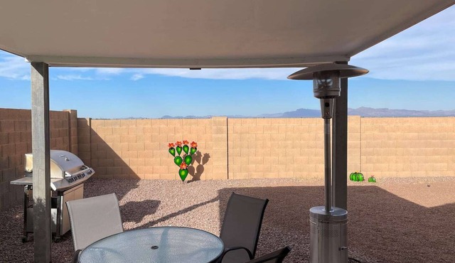 Private, 3 bd/2ba, backyard views