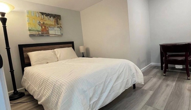PRIVATE 3 bedroom/2bath basement apartment with private entrance in Fairfax, VA