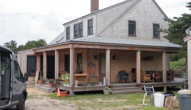 Private 3 bedroom home in Surfside