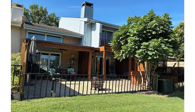 Private 3 bedroom Townhome on golf course, Open for FIFA! Great for groups.