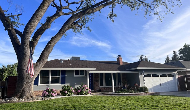 Private 3Bd Home with a Fenced Yard in Quiet, Convenient Walkable Neighborhood