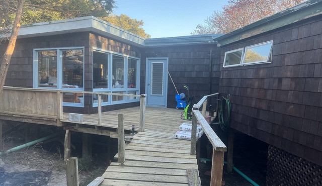 Private 3BR 3BA Fire Island Cottage w/pool 4 min to harborl