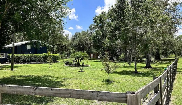 Private 3BR/3BA Cottage surrounded by farms & tranquility for a perfect getaway