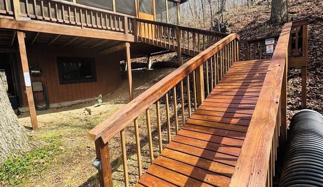 Private 3BR Treehouse Retreat @ Lake Ozark