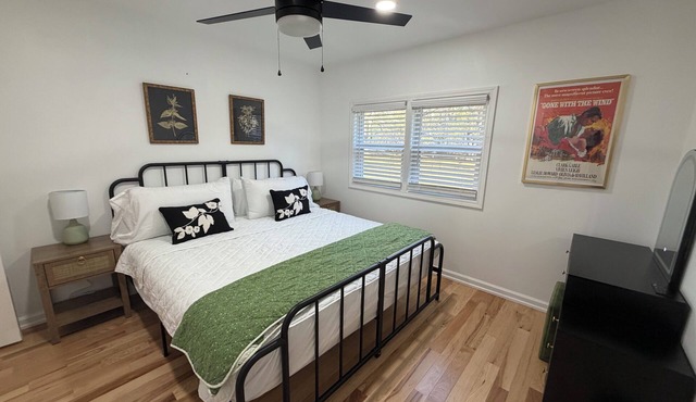 Private 4-Acre Pool Retreat Sleeps 14 Pet-Friendly