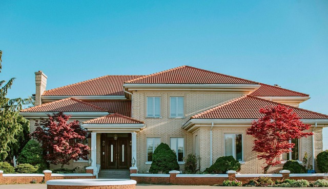 Private 48-Acre Estate | Luxury Retreat near Wine Country