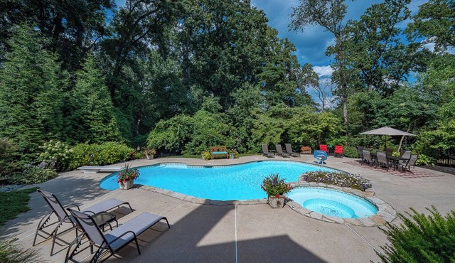 Private 4BR/4.5BA Retreat with Heated Pool, Hot Tub, Walk-Out Basement