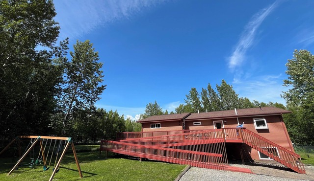 Private 5-Bed/2.5-Bath Home w/Full Kitchen, Steam Sauna, Wi-Fi, and Laundry