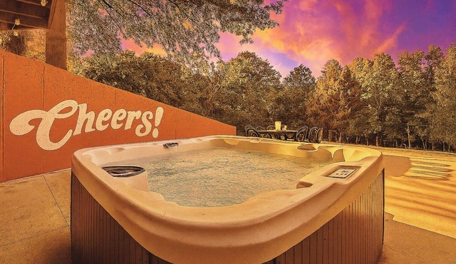 Private 7 Acre Estate 6-Bdrm Home+Putting Green+Theatre+Hot Tub+Game Rm+Fire Pit