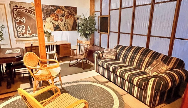 Private 76-Acre Rideau Lakes Retreat w/Trails