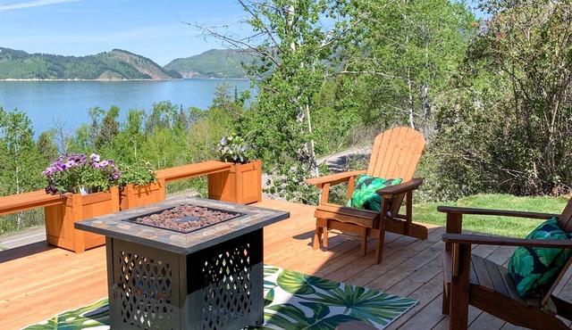 Private 7acre Lake View Home 45 mins to Jackson Hole