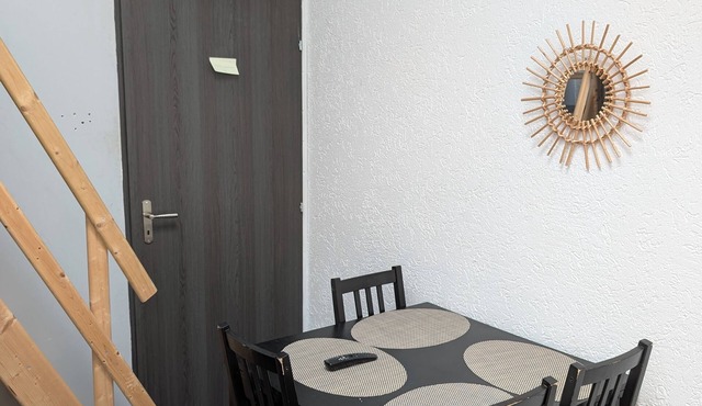 Private accommodation in beautiful villa with swimming pool