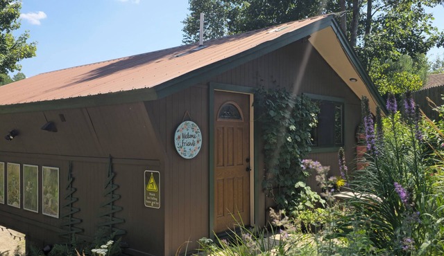 Private ADK Chalet/Close To All Mountain Adventures!