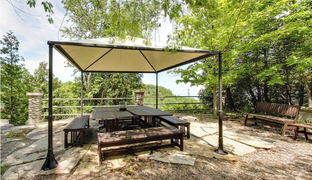 Private! All is Private! Mountains, Ontario Lake Views, GTA Skyline, Trails...