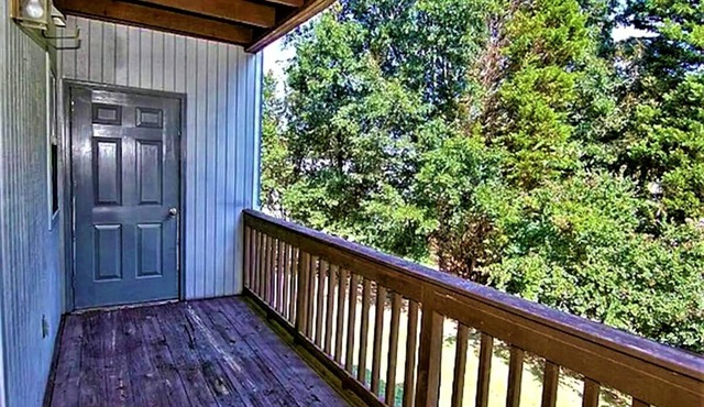 Private, amazing 1-bedroom condo in central location
