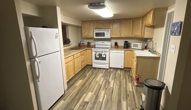 Private and comfortable house apartment near Anchorage airport.