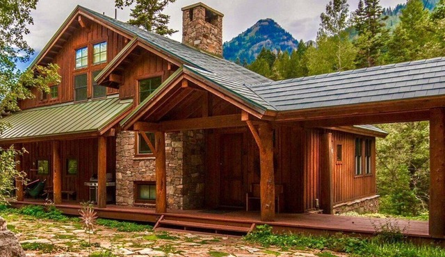 Private and Peaceful, Mtn Views, Stream, Family Friendly, Separate Guest Room