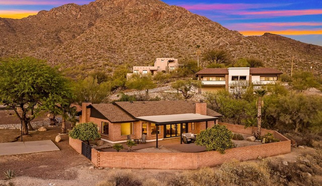 Private and Quiet with stunning views