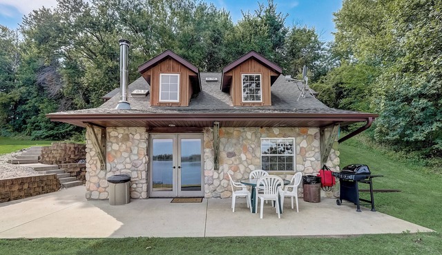 Private and Secluded 3-bedroom cabin