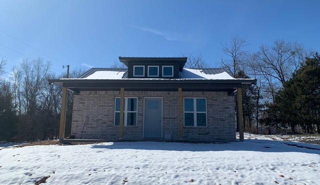 Private and Secluded Cabin Getaway with Free WiFi