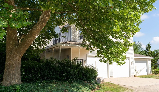 Private And Secluded Rental On the Kalamazoo River - Saugatuck-Douglas-Fennville