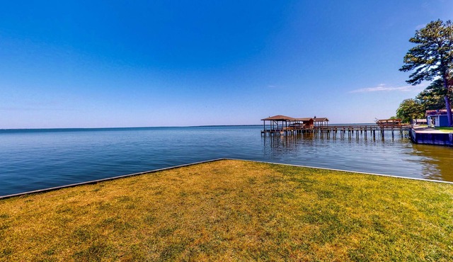 Private and serene lake-view home, beach access