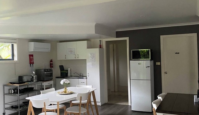 Private and Spacious (family) Studio, only 5 mins drive from the beach