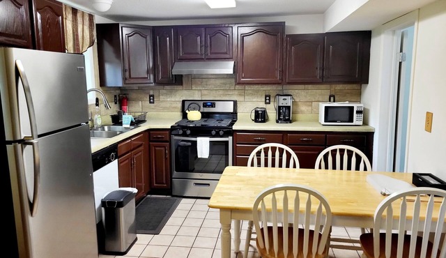 Private and spacious apartment close to Cornell in quiet residential area.