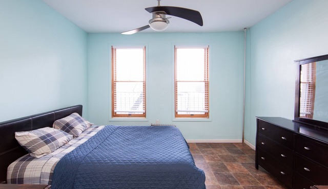 Private and Spacious Uint located just 1 block fro, Beache & Amusement.