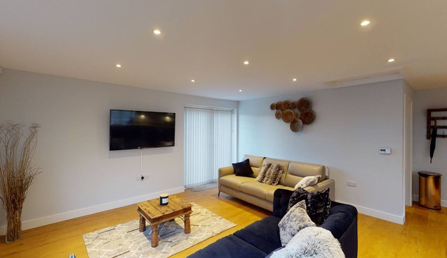 Private and Unique Cottage close to Sheffield