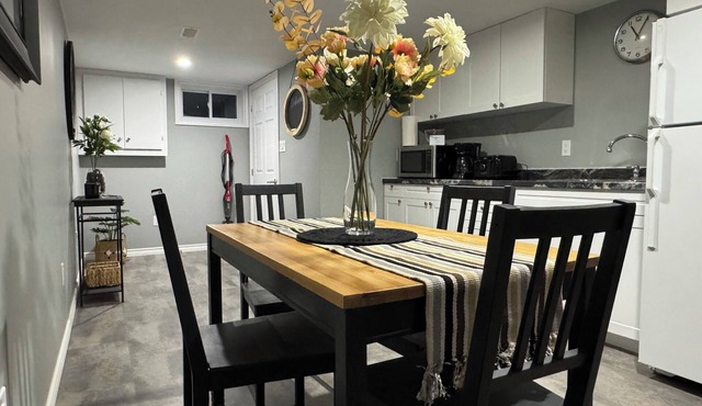 Private Apartment | Ideal for Business & Couples