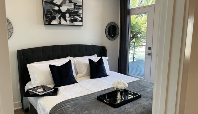 Private Apartment in the Heart of Dc